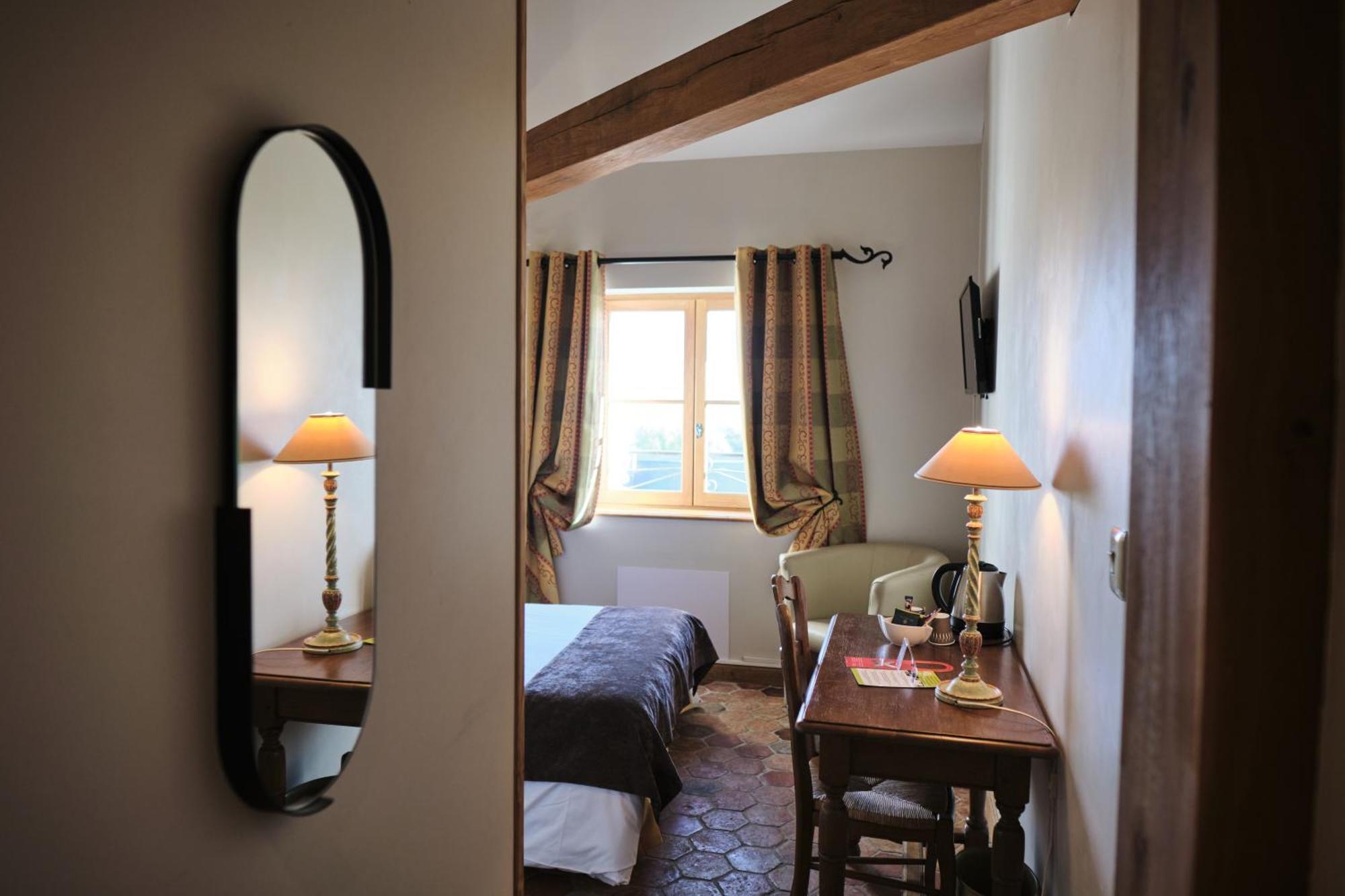 Hostellerie De La Tour D'Auxois Saulieu Kültér fotó