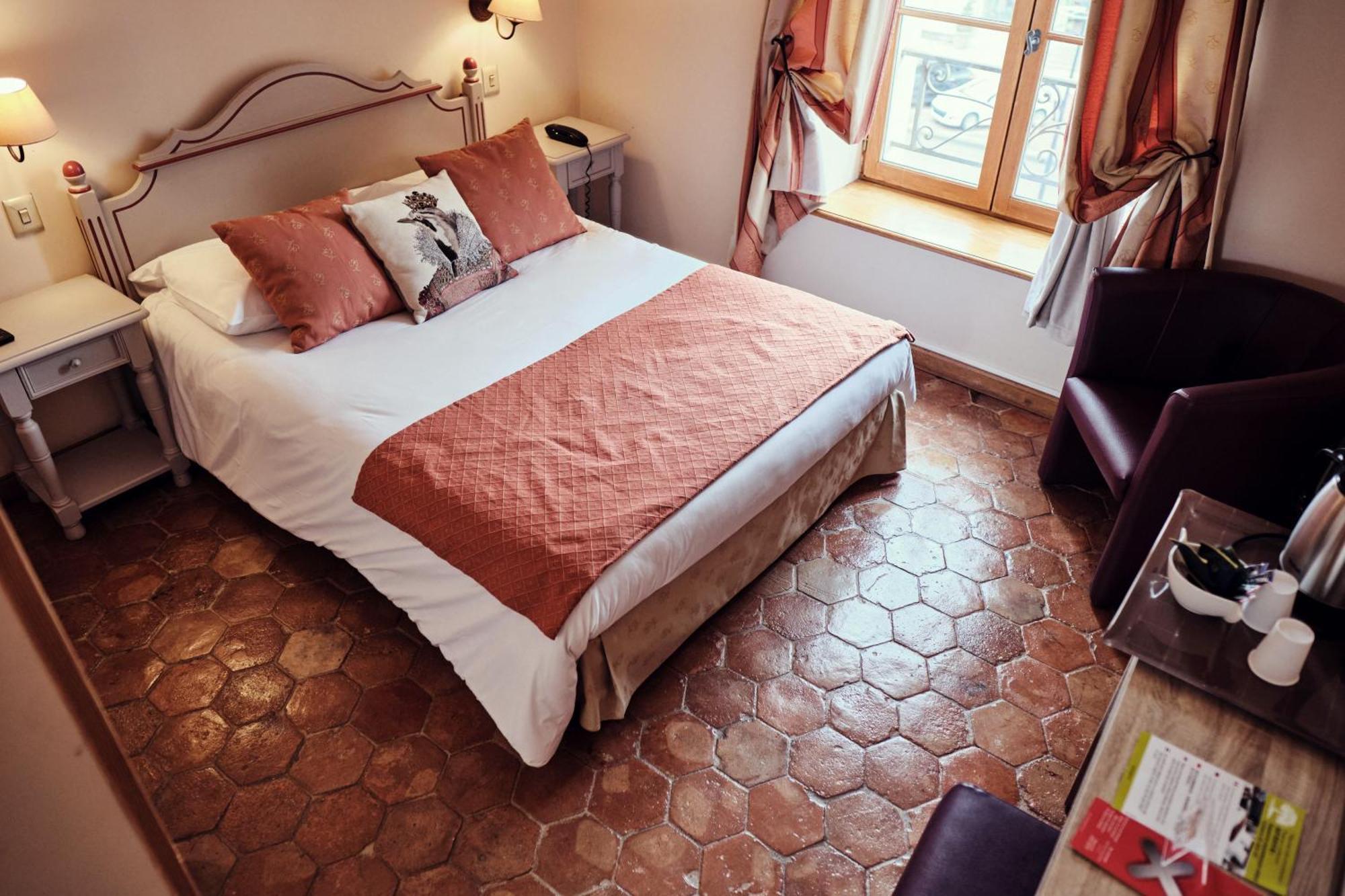 Hostellerie De La Tour D'Auxois Saulieu Kültér fotó