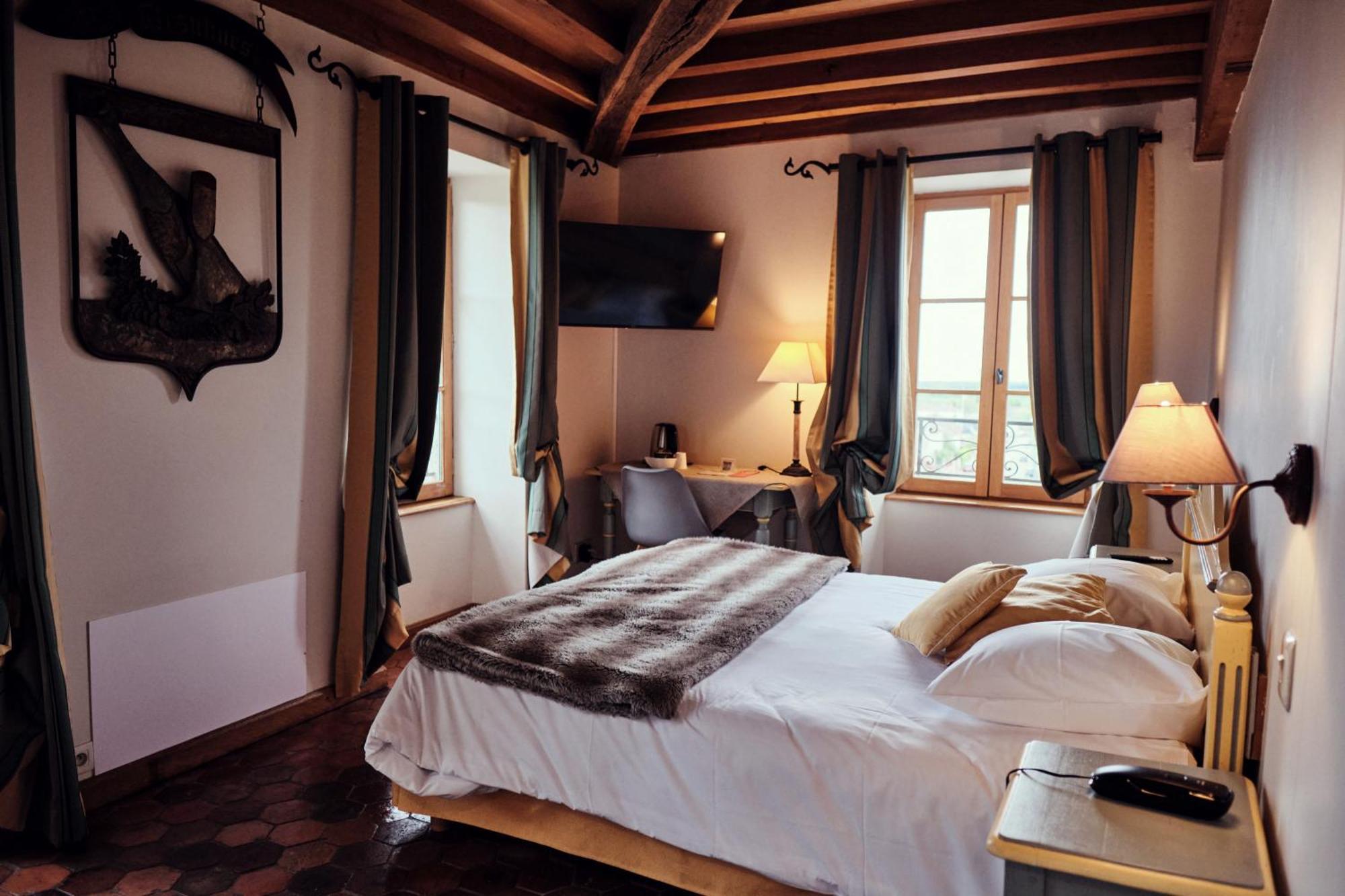 Hostellerie De La Tour D'Auxois Saulieu Kültér fotó