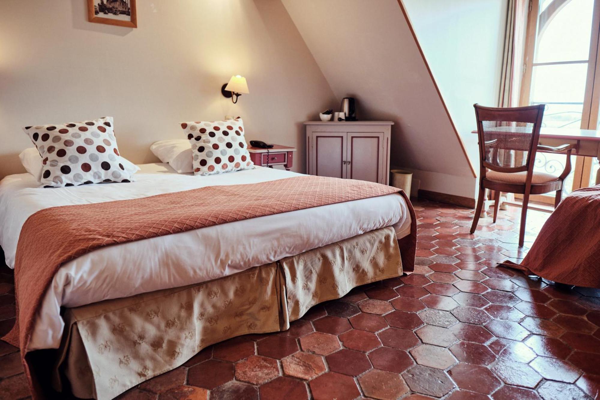 Hostellerie De La Tour D'Auxois Saulieu Kültér fotó
