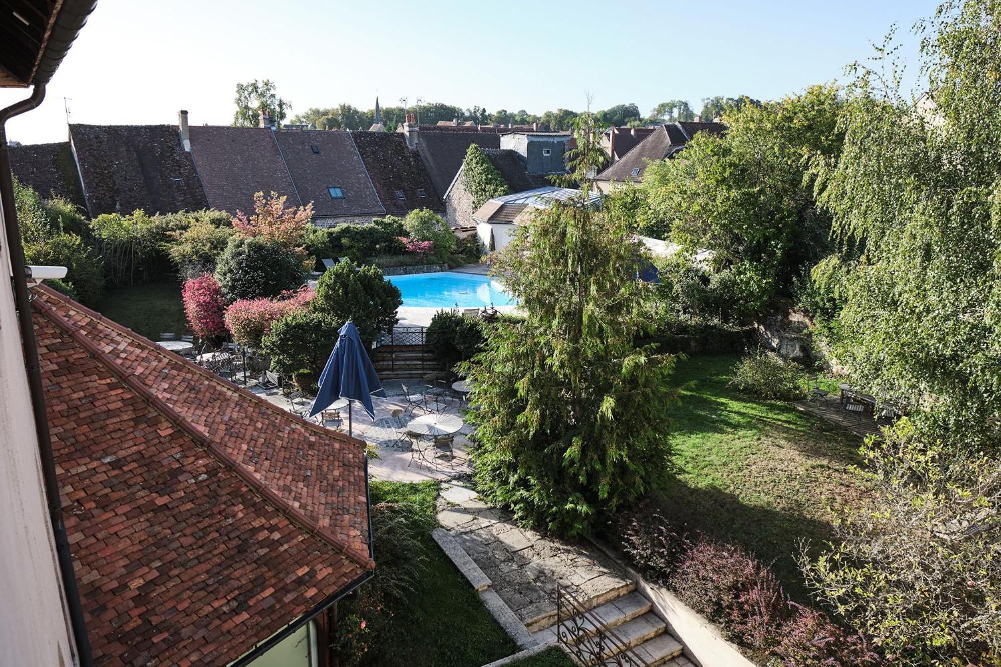 Hostellerie De La Tour D'Auxois Saulieu Kültér fotó