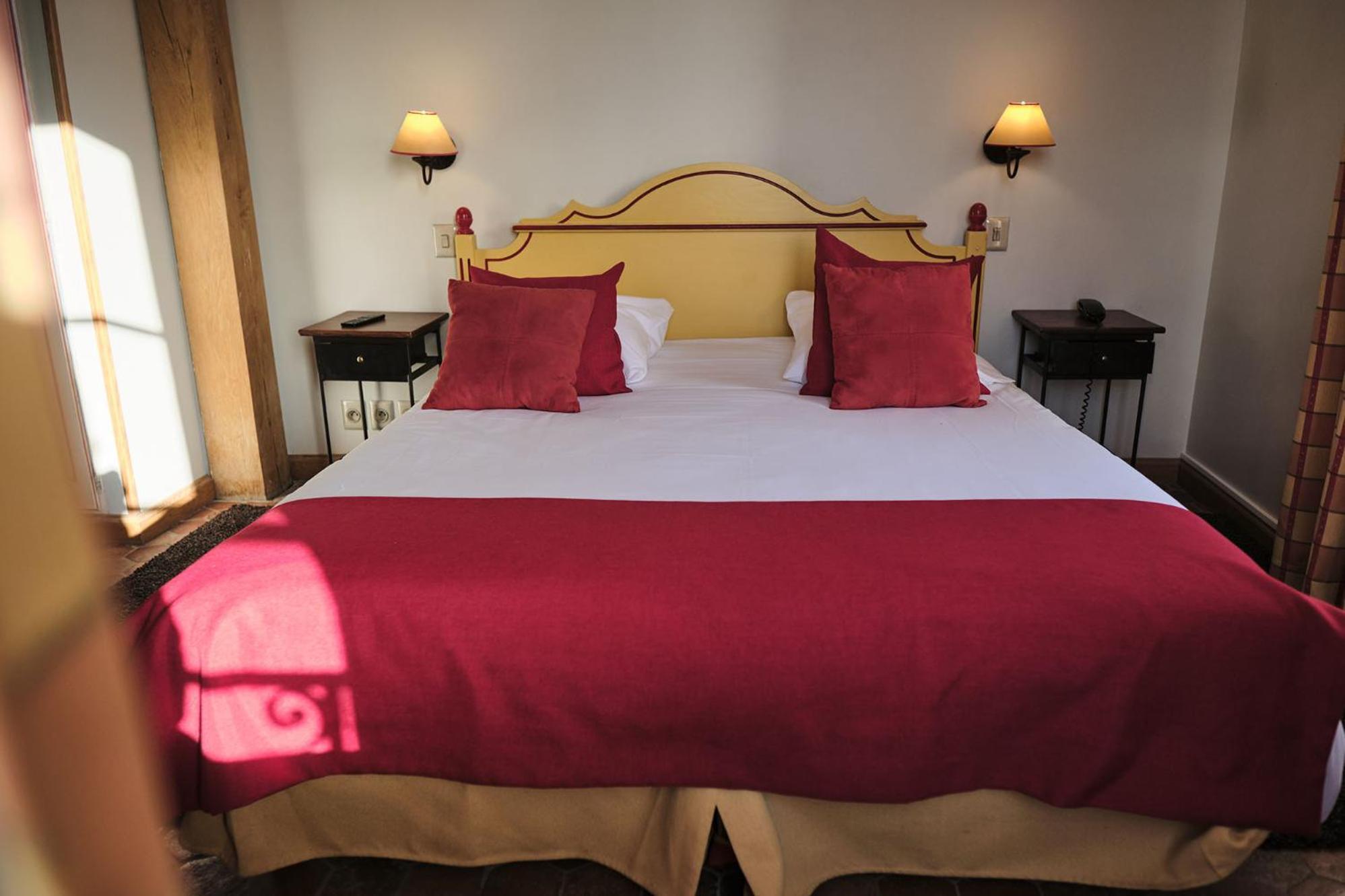 Hostellerie De La Tour D'Auxois Saulieu Kültér fotó