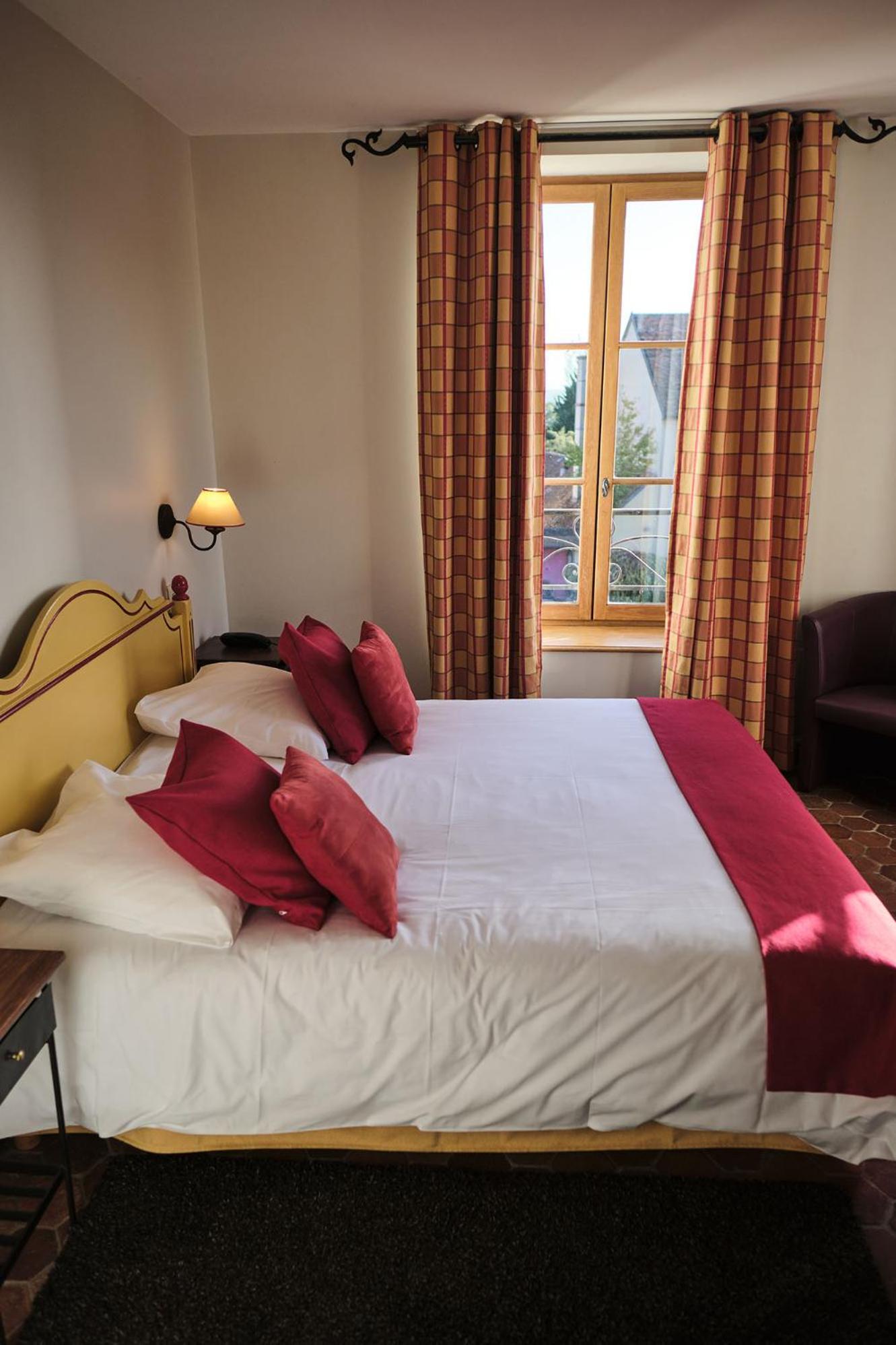 Hostellerie De La Tour D'Auxois Saulieu Kültér fotó