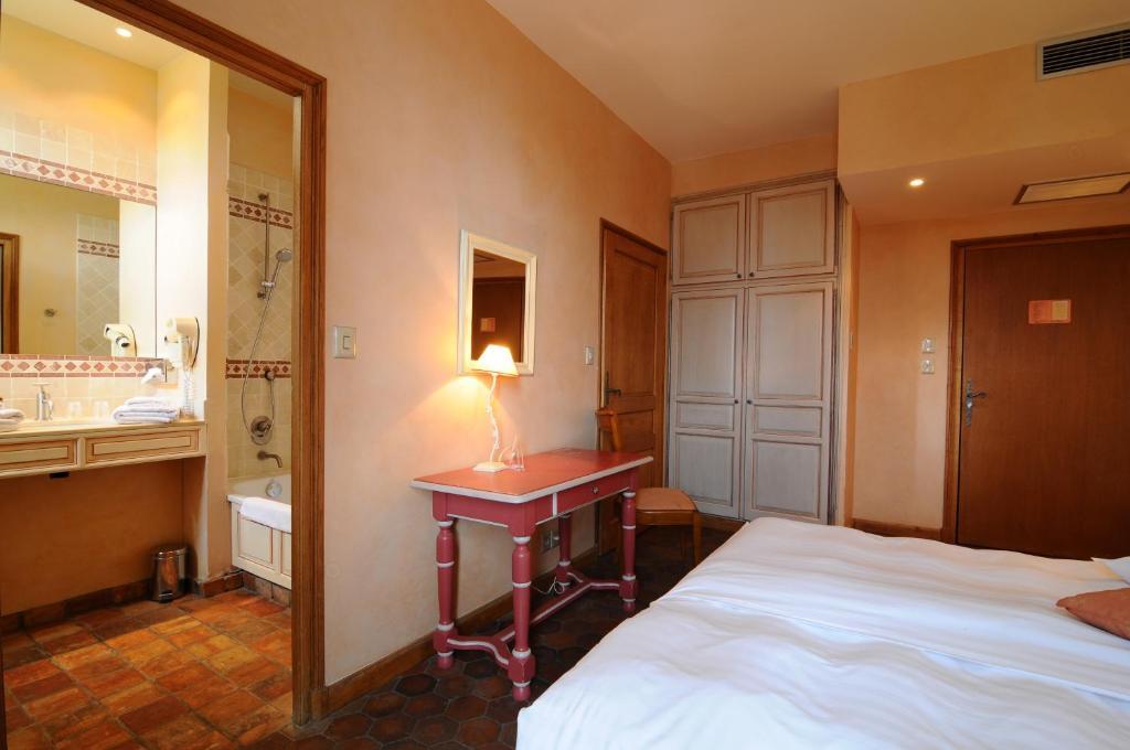 Hostellerie De La Tour D'Auxois Saulieu Kültér fotó