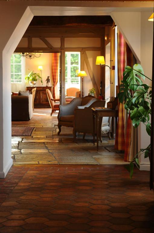 Hostellerie De La Tour D'Auxois Saulieu Kültér fotó