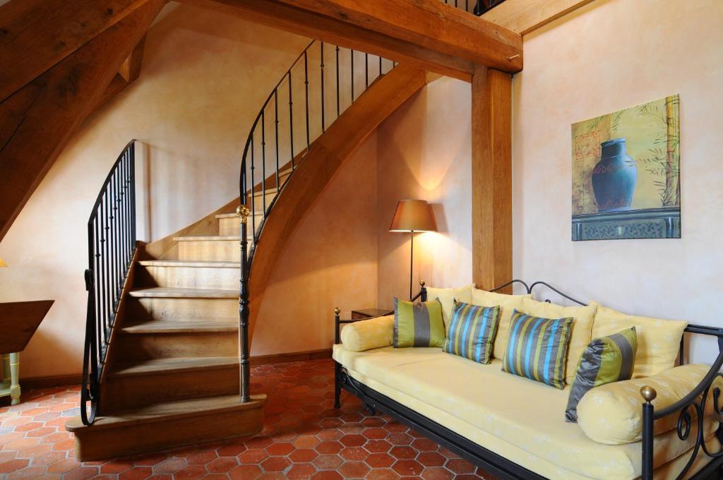 Hostellerie De La Tour D'Auxois Saulieu Kültér fotó